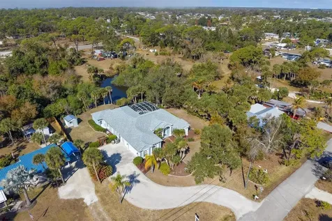 750 Harmony Lane Englewood FL 34223