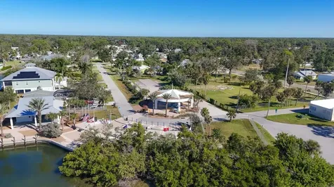 750 Harmony Lane Englewood FL 34223