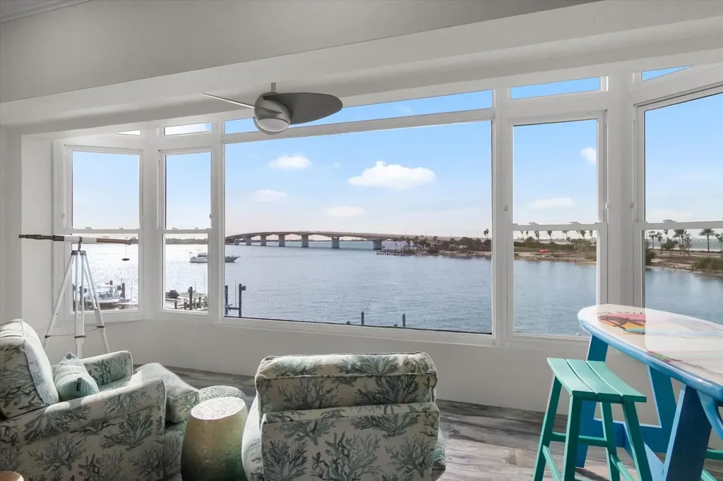 174 Golden Gate Point Sarasota FL 34236