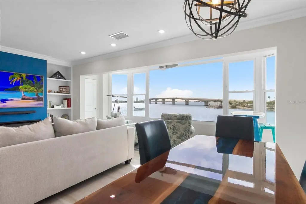 174 Golden Gate Point Sarasota FL 34236