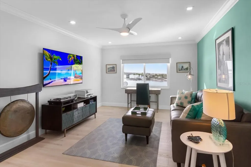 174 Golden Gate Point Sarasota FL 34236