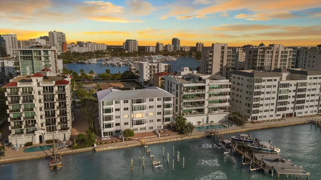 174 Golden Gate Point Sarasota FL 34236