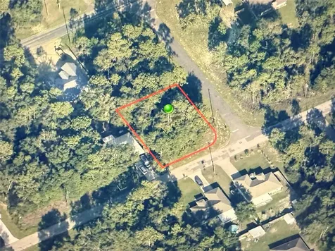 9540 N Pineview Way Citrus Springs FL 34434