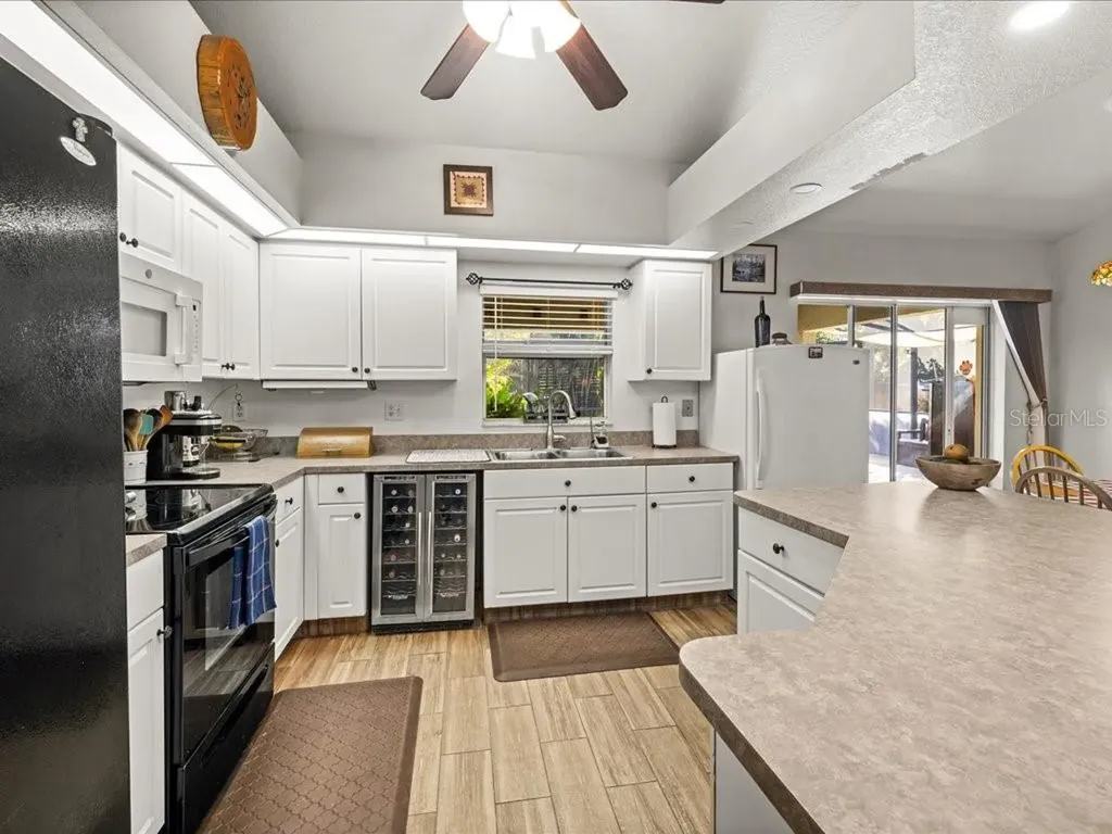 1209 NW 25th Place Cape Coral FL 33993