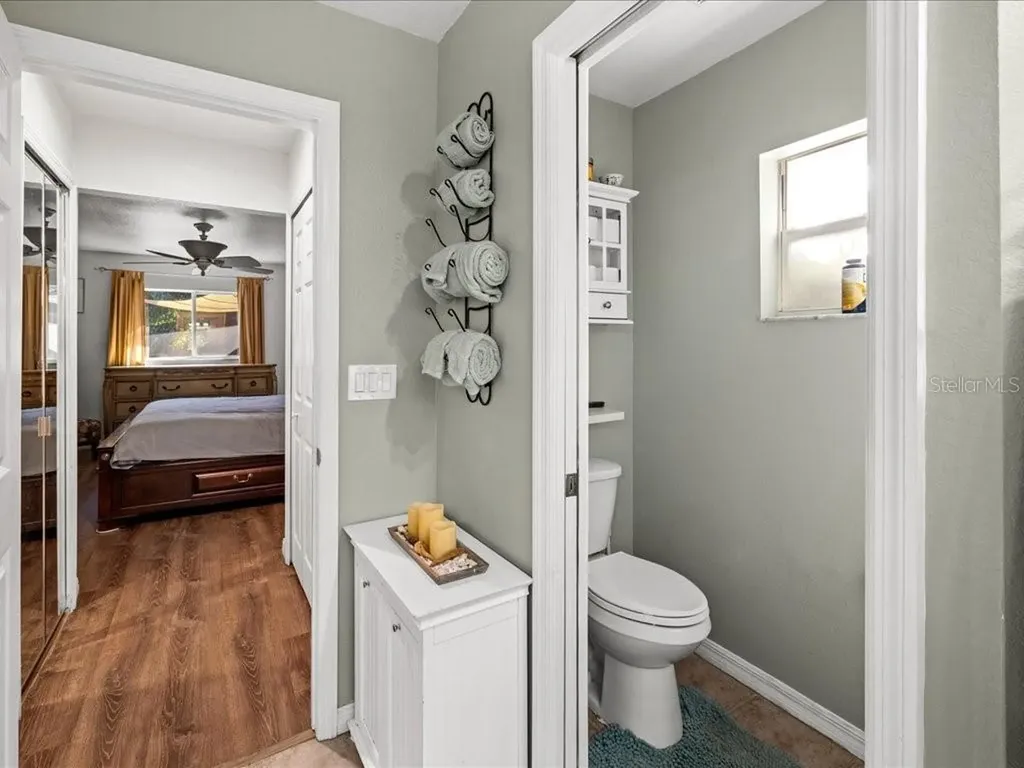 1209 NW 25th Place Cape Coral FL 33993