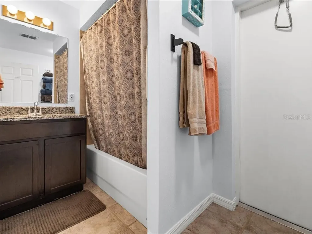 1209 NW 25th Place Cape Coral FL 33993