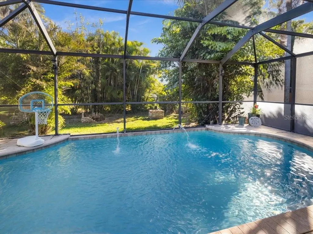 1209 NW 25th Place Cape Coral FL 33993