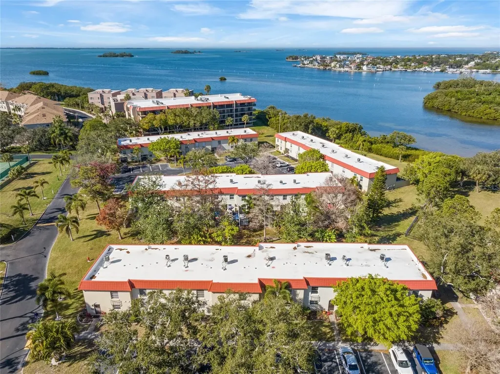 2700 Bayshore Boulevard Dunedin FL 34698