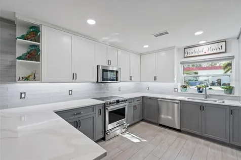 2700 Bayshore Boulevard Dunedin FL 34698