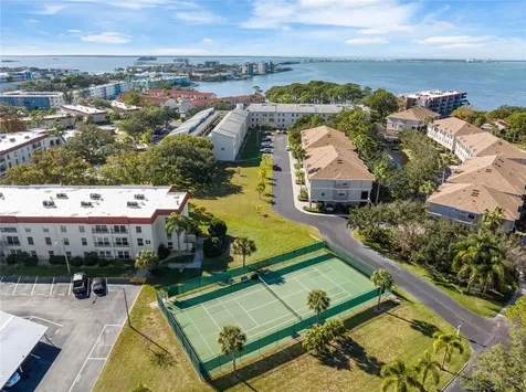 2700 Bayshore Boulevard Dunedin FL 34698