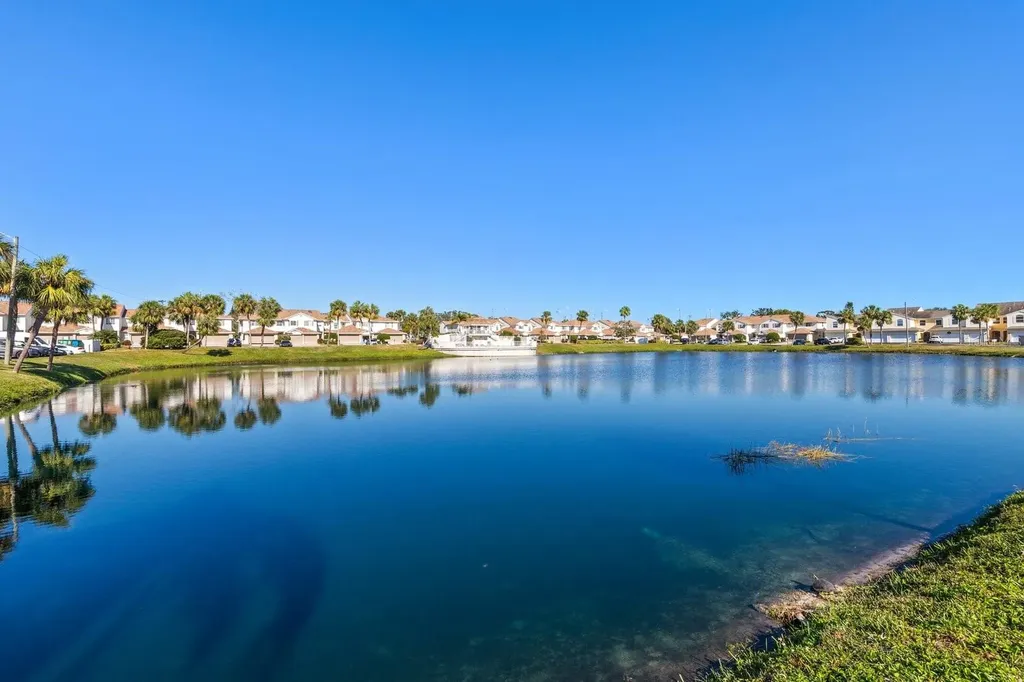 6400 46th Avenue N Kenneth City FL 33709