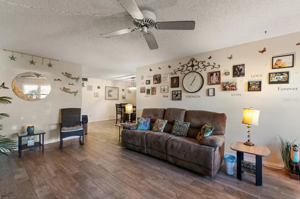 6400 46th Avenue N Kenneth City FL 33709