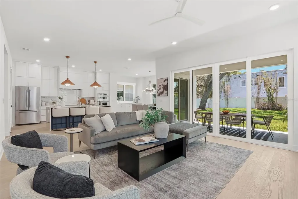 814 W Amelia Avenue Tampa FL 33602