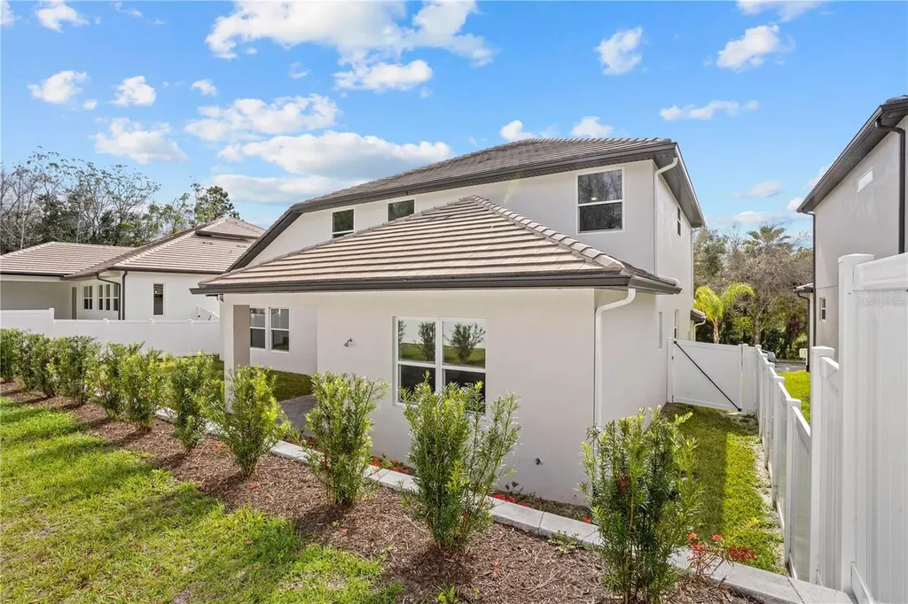531 Sanctuary Golf Place Apopka FL 32712