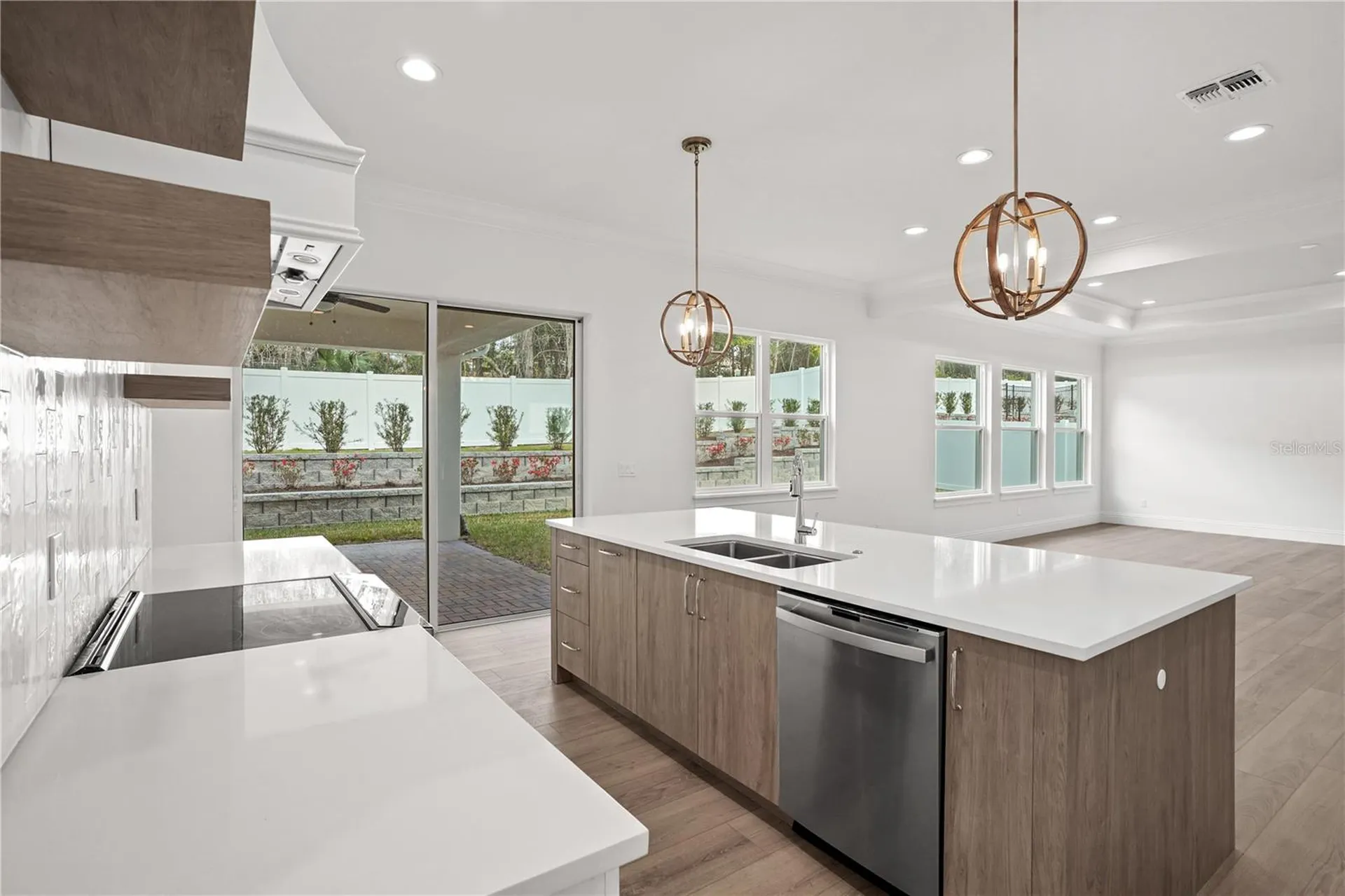 531 Sanctuary Golf Place Apopka FL 32712