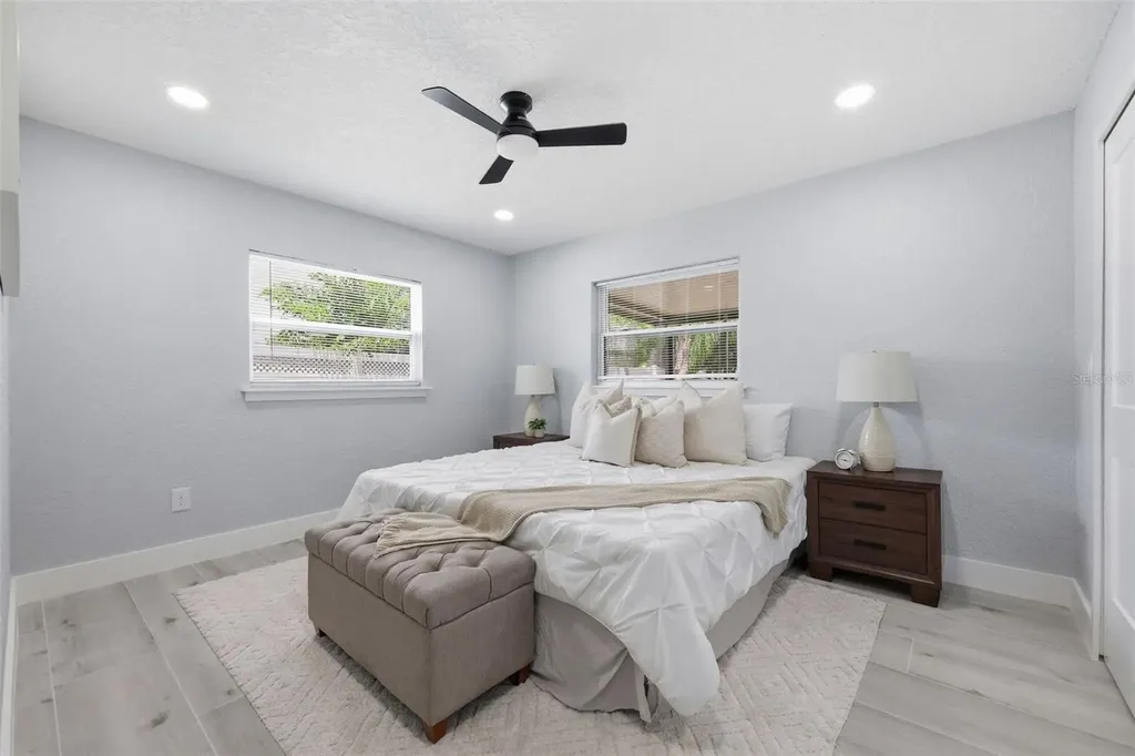4435 Huntington Street NE St Petersburg FL 33703