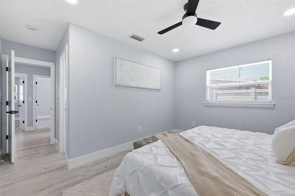 4435 Huntington Street NE St Petersburg FL 33703