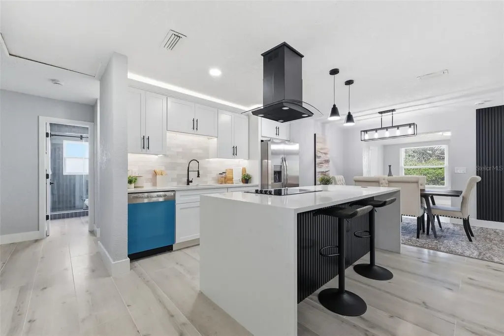 4435 Huntington Street NE St Petersburg FL 33703