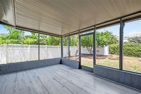 4435 Huntington Street NE St Petersburg FL 33703