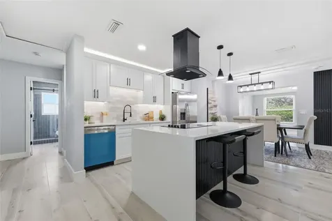 4435 Huntington Street NE St Petersburg FL 33703