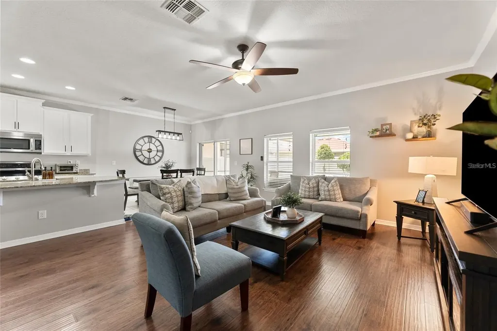 2849 Maple Brook Loop Lutz FL 33558