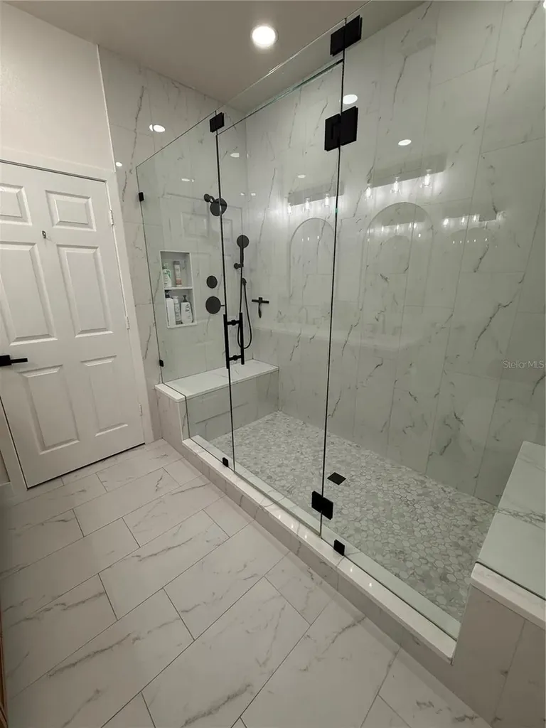 2849 Maple Brook Loop Lutz FL 33558