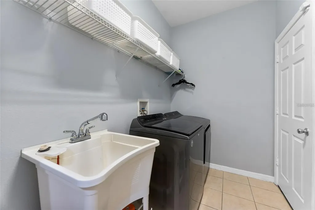 2849 Maple Brook Loop Lutz FL 33558