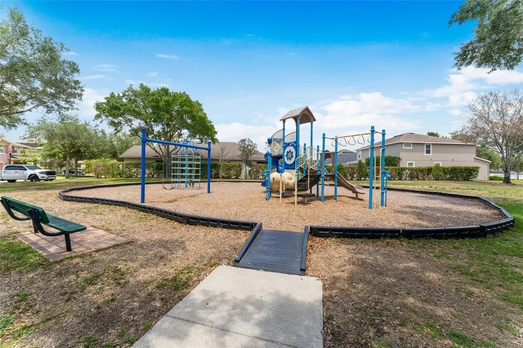 2849 Maple Brook Loop Lutz FL 33558