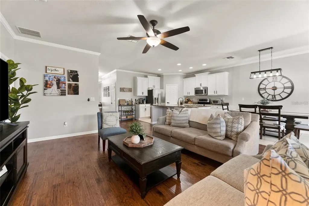 2849 Maple Brook Loop Lutz FL 33558
