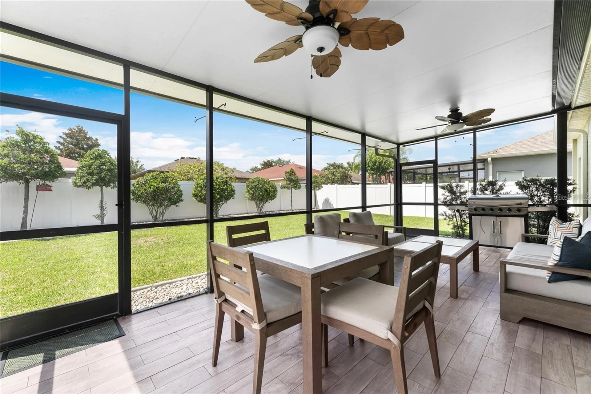 2849 Maple Brook Loop Lutz FL 33558
