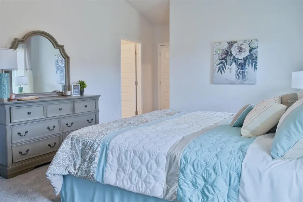 1904 N Roberts Trail Bell FL 32619