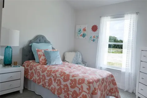 1904 N Roberts Trail Bell FL 32619