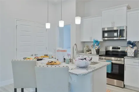 1904 N Roberts Trail Bell FL 32619
