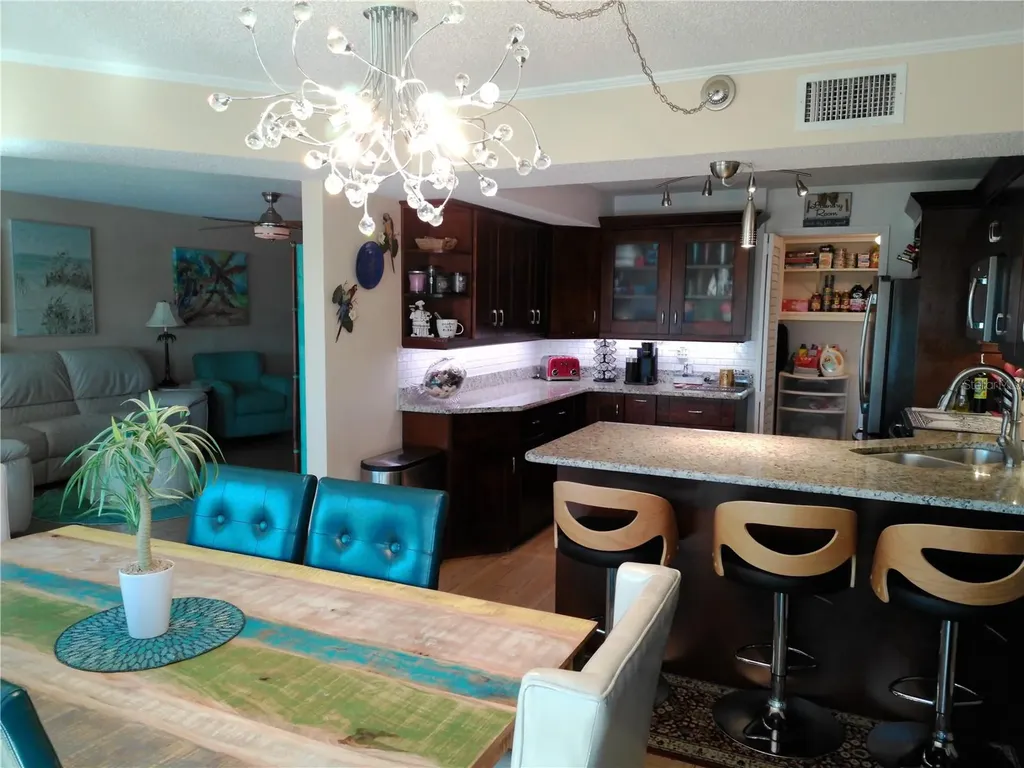 225 Country Club Drive Largo FL 33771