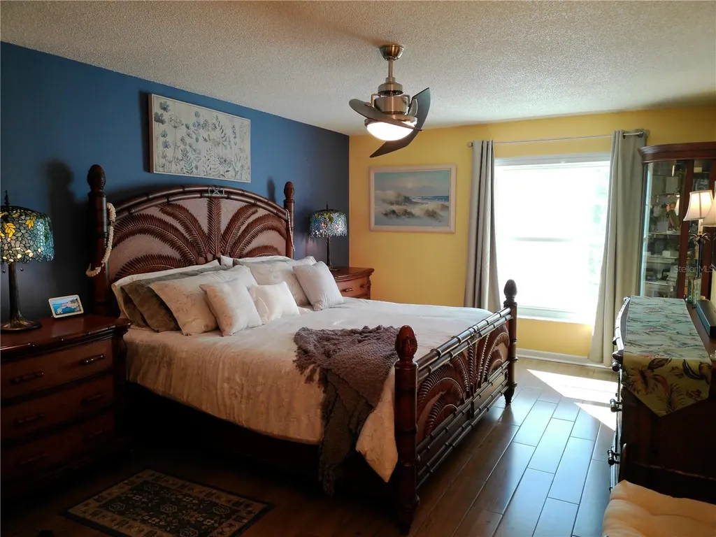225 Country Club Drive Largo FL 33771