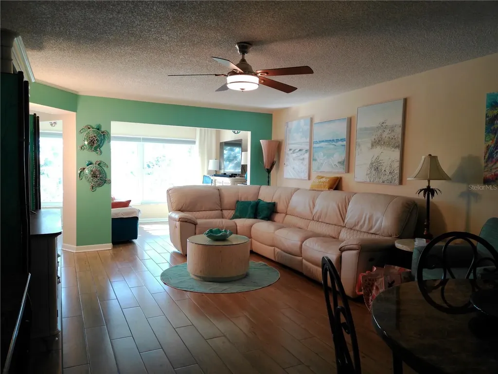 225 Country Club Drive Largo FL 33771