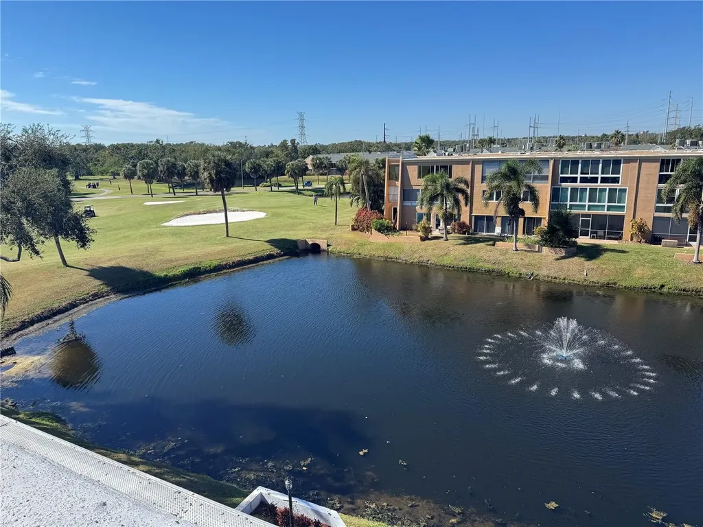 225 Country Club Drive Largo FL 33771