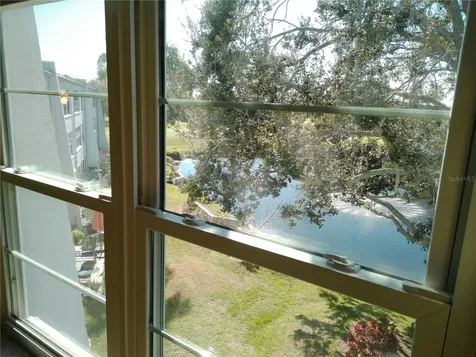 225 Country Club Drive Largo FL 33771