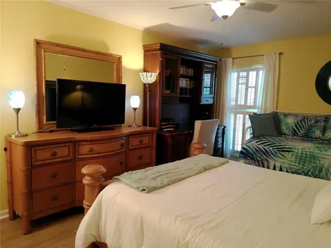 225 Country Club Drive Largo FL 33771