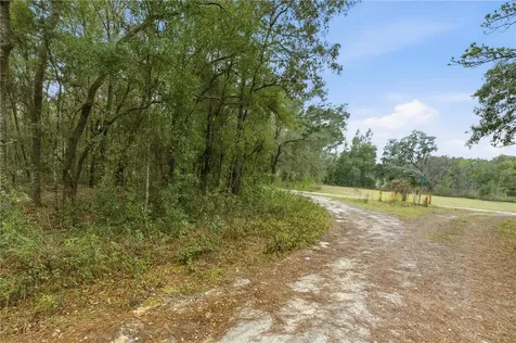 SW 36th Loop Dunnellon FL 34432