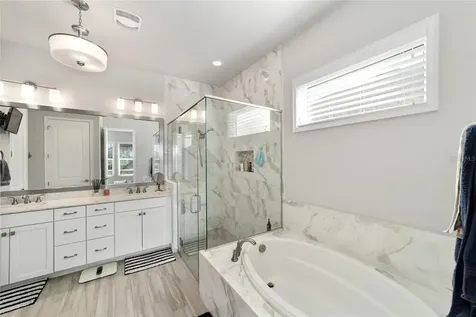 11895 SW 33rd Lane Gainesville FL 32608
