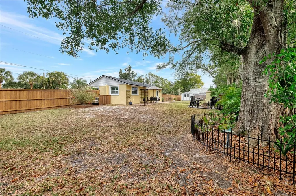 205 Avenida De Bahia Nokomis FL 34275