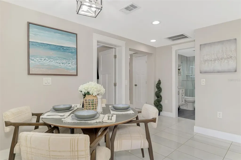 205 Avenida De Bahia Nokomis FL 34275