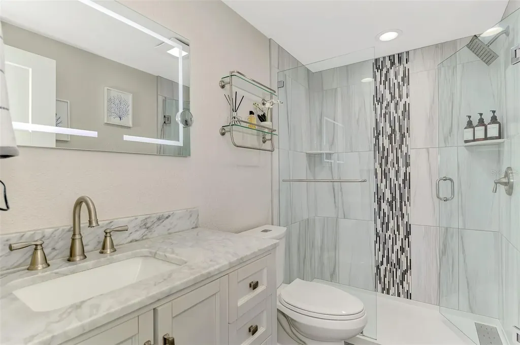 205 Avenida De Bahia Nokomis FL 34275