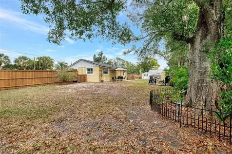 205 Avenida De Bahia Nokomis FL 34275