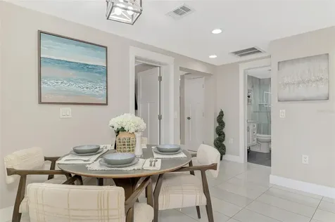 205 Avenida De Bahia Nokomis FL 34275