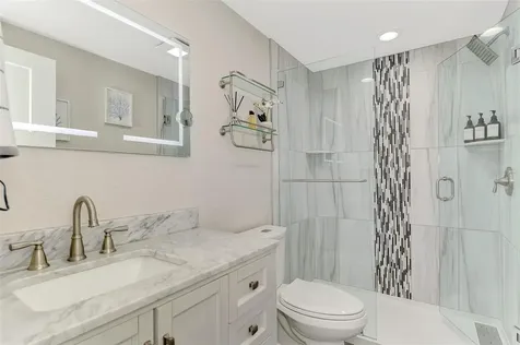205 Avenida De Bahia Nokomis FL 34275