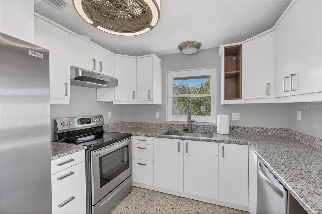 2927 Webber Street Sarasota FL 34239