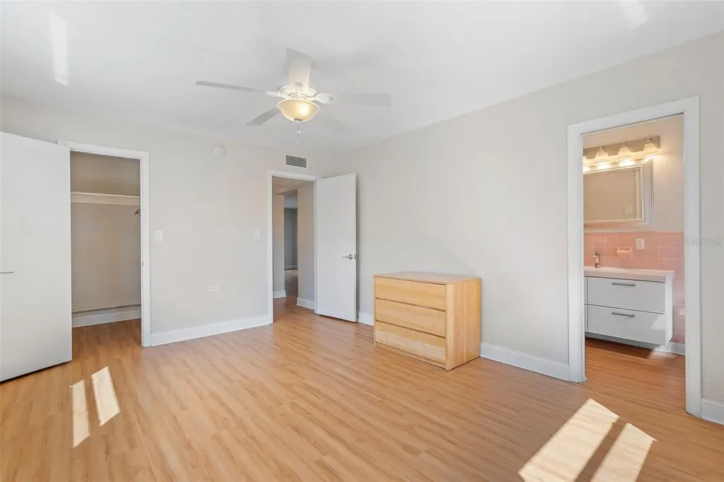503 Monterey Boulevard NE St Petersburg FL 33704
