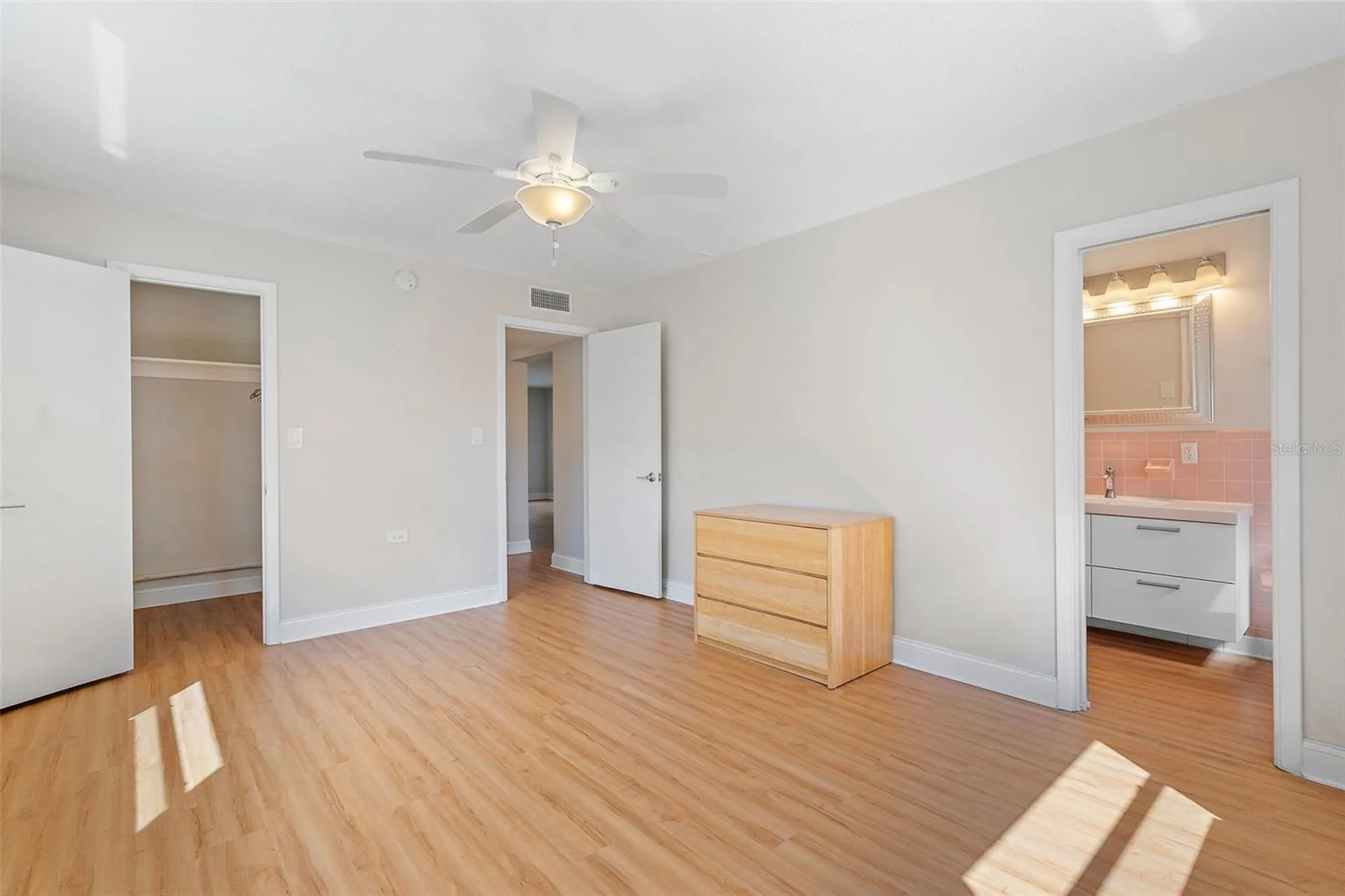 503 Monterey Boulevard NE St Petersburg FL 33704